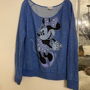 Disney‎ sweater